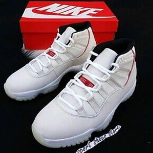 SIZE 12 MEN'S Nike Air Jordan 11 Retro White
